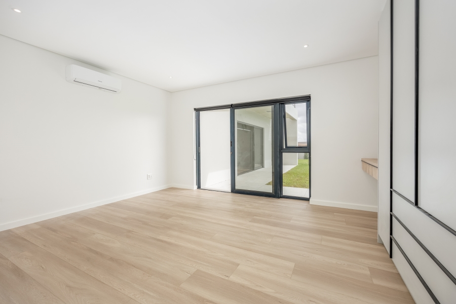 5 Bedroom Property for Sale in Mount Royal Golf Estate Western Cape